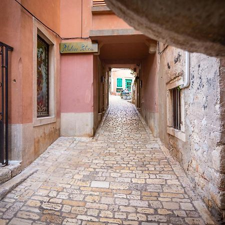 Rubini - Modern Apartment In The Heart Of Old Rovinj Exterior photo